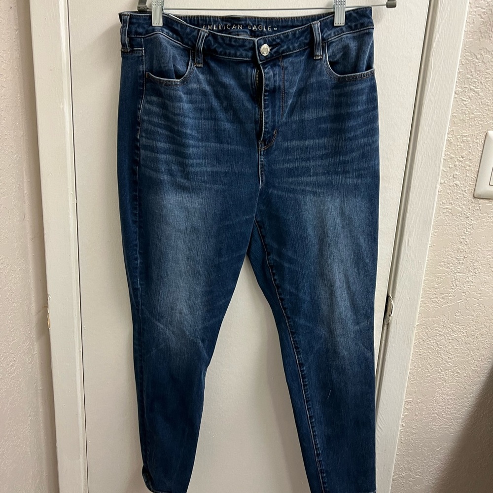 American Eagle Dark wash high rise jegging 16 short